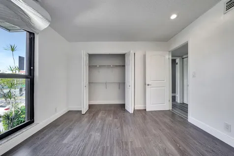 516 Osprey Drive Delray Beach FL 33444