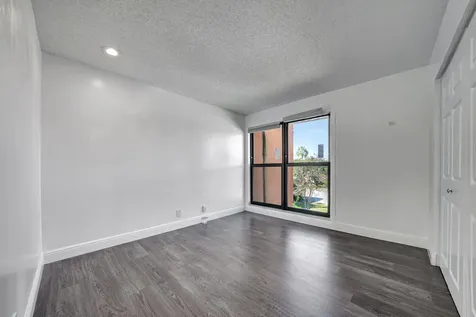 516 Osprey Drive Delray Beach FL 33444