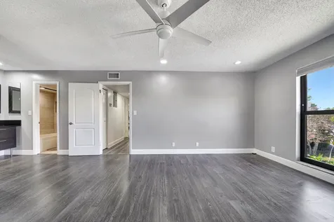 516 Osprey Drive Delray Beach FL 33444