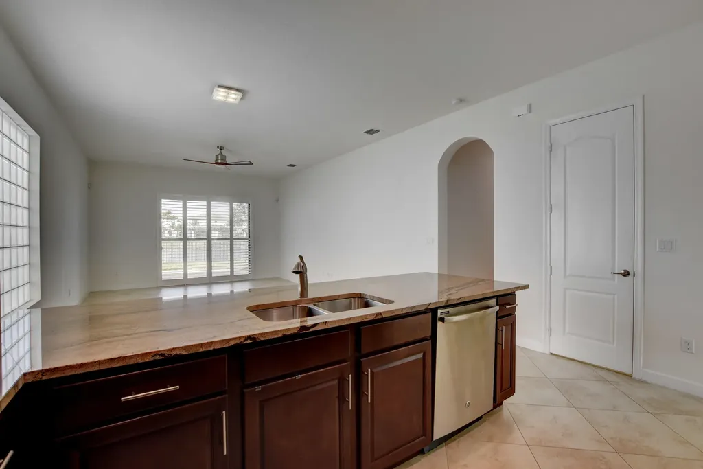 8835 Sandy Creek Way Lake Worth FL 33467