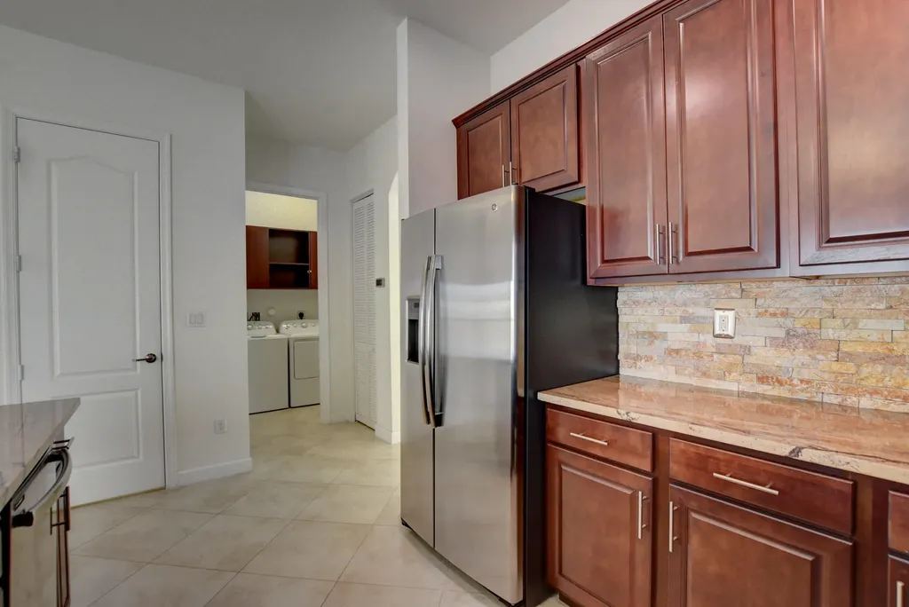 8835 Sandy Creek Way Lake Worth FL 33467