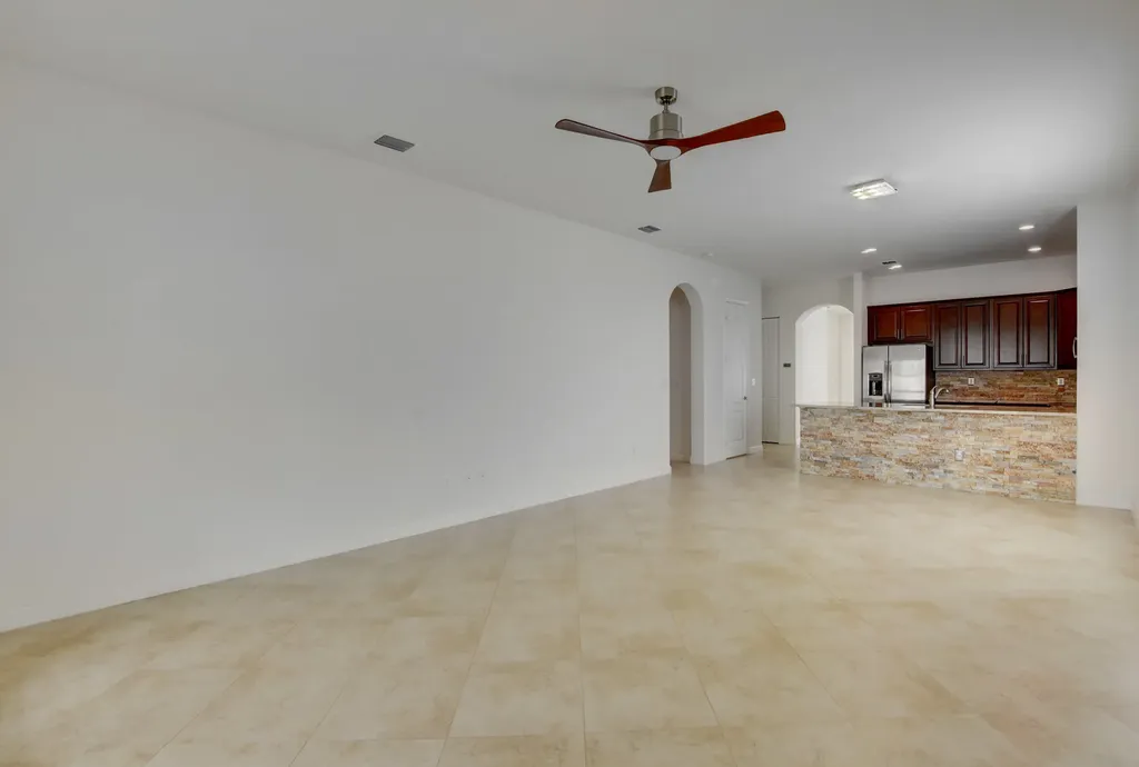 8835 Sandy Creek Way Lake Worth FL 33467