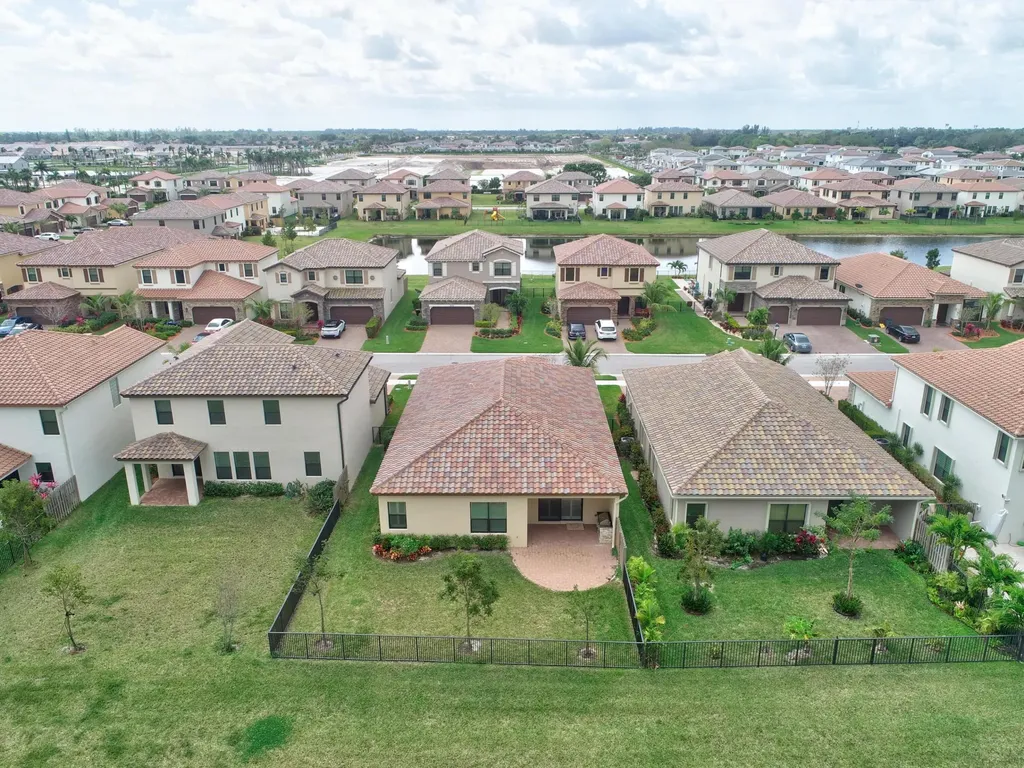 8835 Sandy Creek Way Lake Worth FL 33467