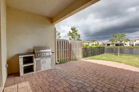 8835 Sandy Creek Way Lake Worth FL 33467