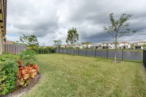 8835 Sandy Creek Way Lake Worth FL 33467