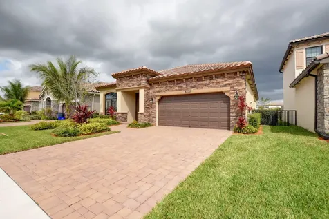 8835 Sandy Creek Way Lake Worth FL 33467