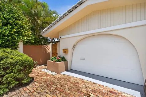 581 SE 11th Street Pompano Beach FL 33060