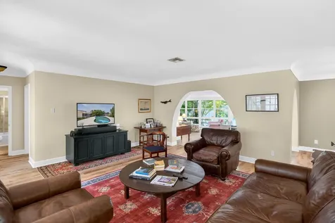 581 SE 11th Street Pompano Beach FL 33060