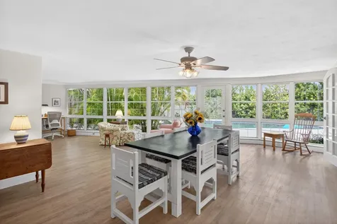 581 SE 11th Street Pompano Beach FL 33060