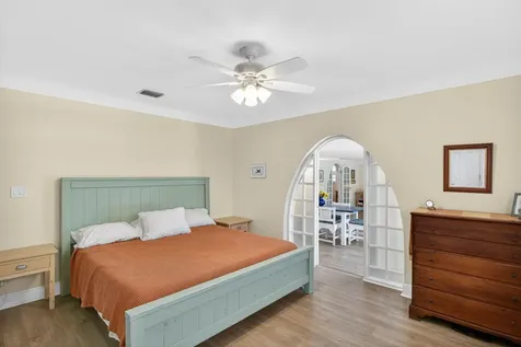 581 SE 11th Street Pompano Beach FL 33060