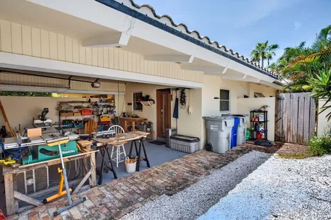 581 SE 11th Street Pompano Beach FL 33060