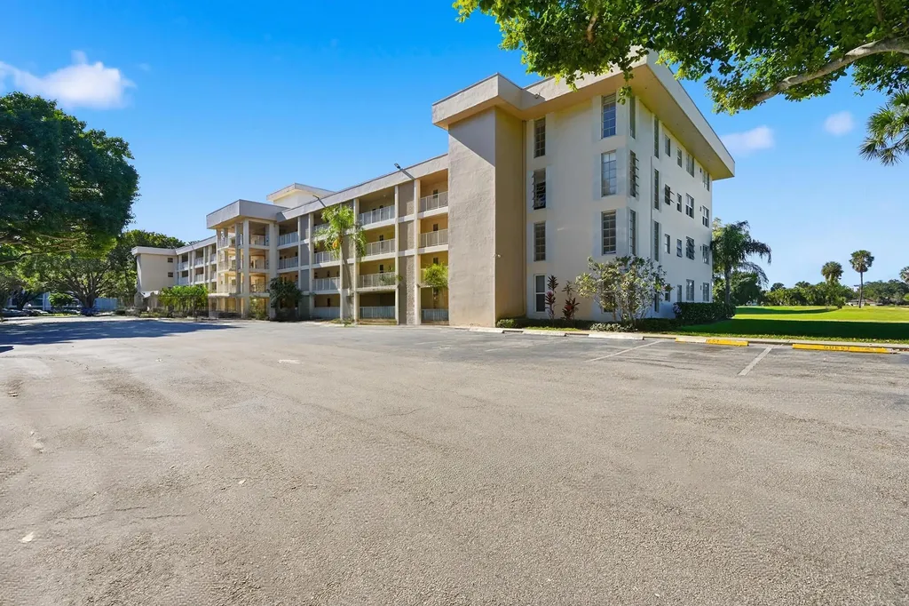 2601 S Course Drive Pompano Beach FL 33069