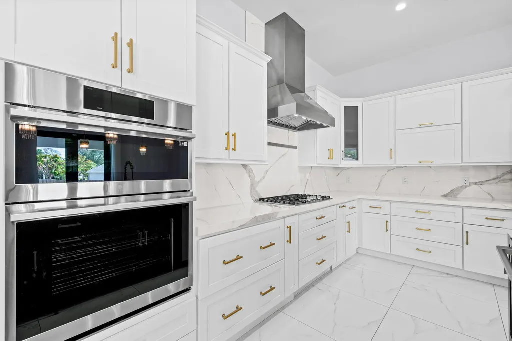 298 SW Statler Avenue Port St Lucie FL 34984