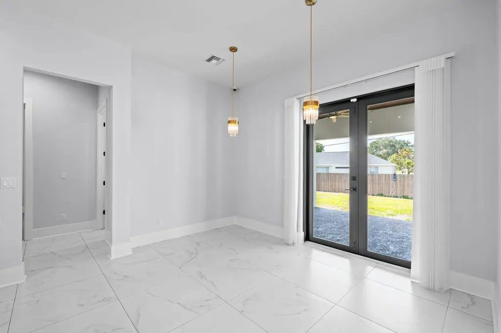 298 SW Statler Avenue Port St Lucie FL 34984