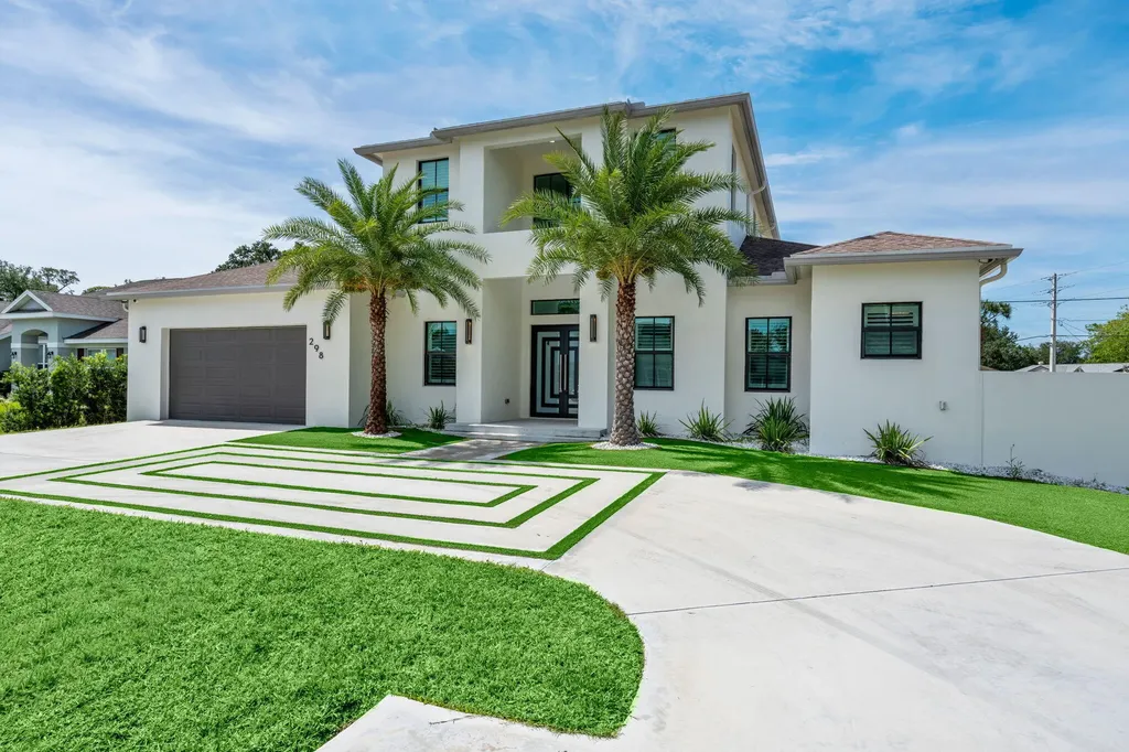 298 SW Statler Avenue Port St Lucie FL 34984