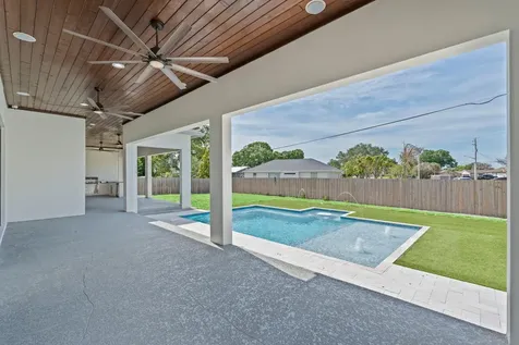 298 SW Statler Avenue Port St Lucie FL 34984