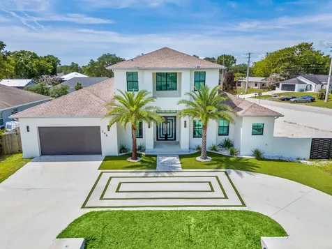298 SW Statler Avenue Port St Lucie FL 34984