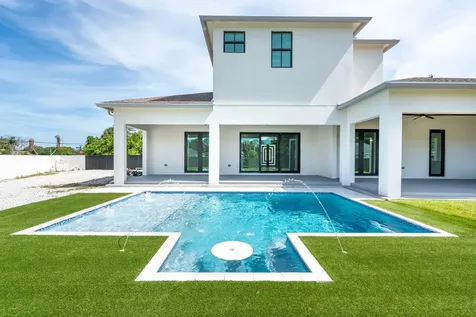 298 SW Statler Avenue Port St Lucie FL 34984