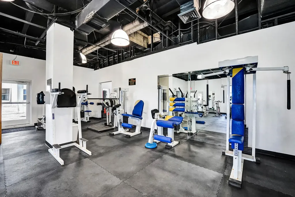 2751 S Ocean Drive Hollywood FL 33019