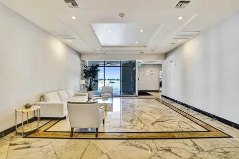2751 S Ocean Drive Hollywood FL 33019