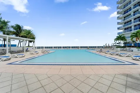2751 S Ocean Drive Hollywood FL 33019