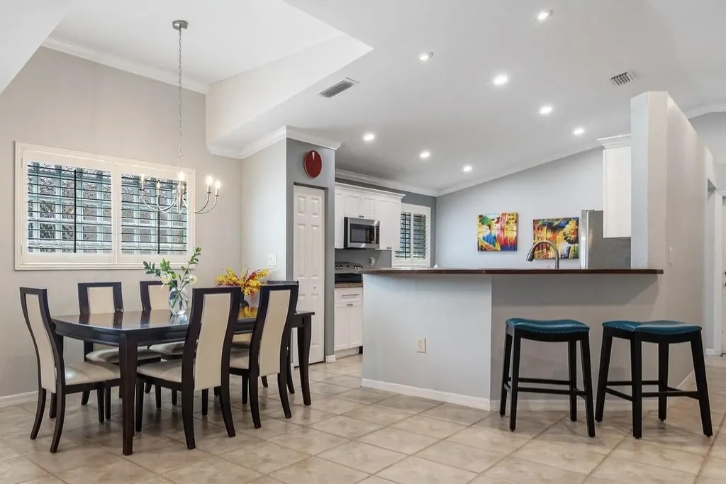 16525 Sapphire Street Weston FL 33331