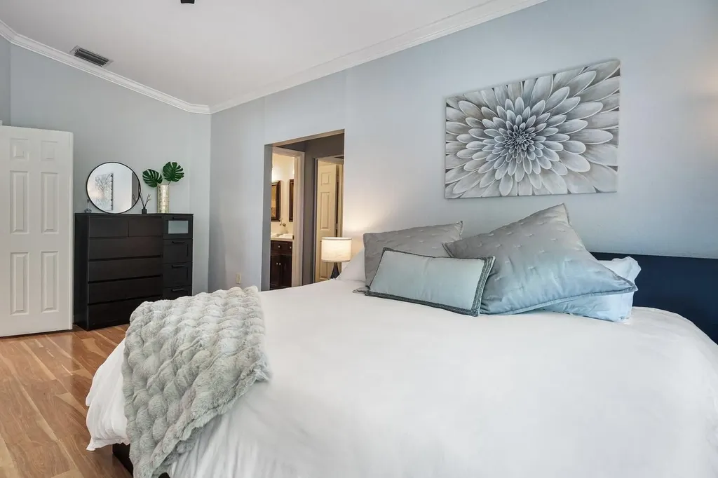 16525 Sapphire Street Weston FL 33331