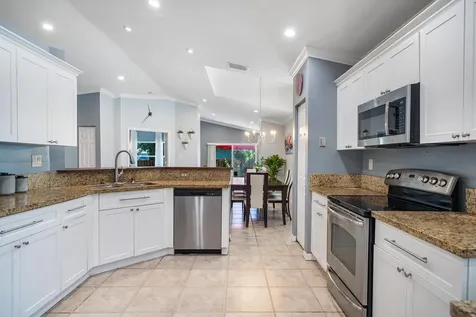 16525 Sapphire Street Weston FL 33331