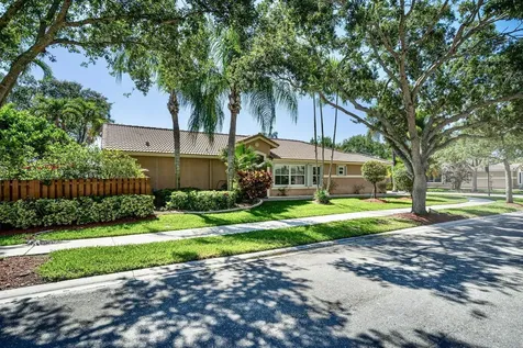 16525 Sapphire Street Weston FL 33331