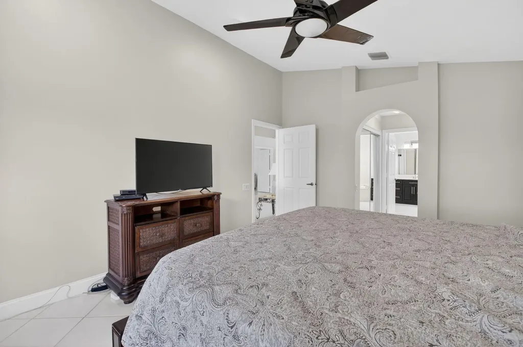 6738 Sun River Road Boynton Beach FL 33437