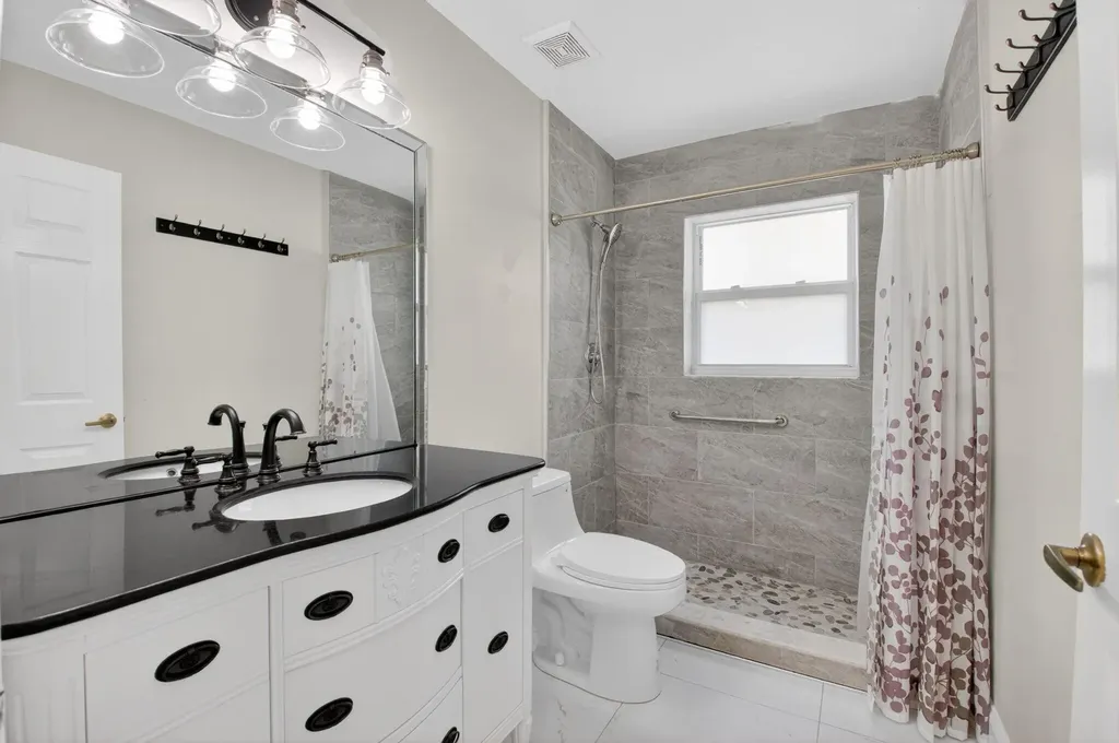6738 Sun River Road Boynton Beach FL 33437