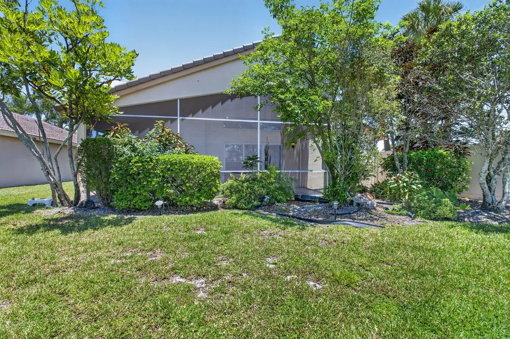 6738 Sun River Road Boynton Beach FL 33437