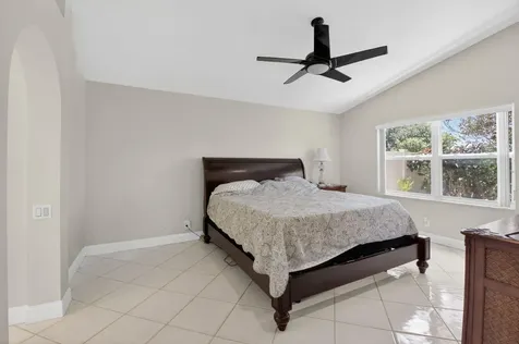 6738 Sun River Road Boynton Beach FL 33437
