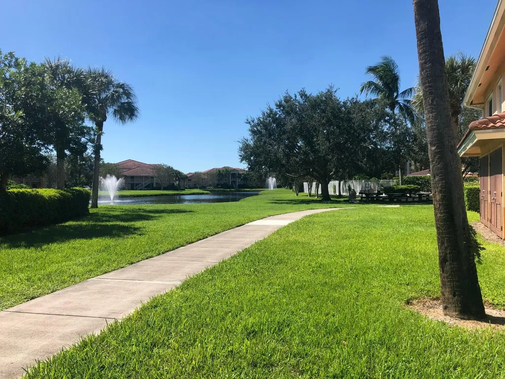 181 SW Palm Drive Port St Lucie FL 34986