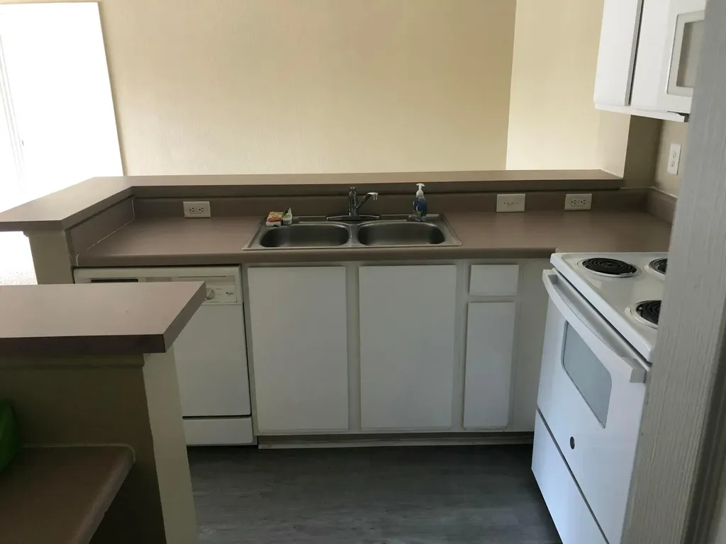 181 SW Palm Drive Port St Lucie FL 34986