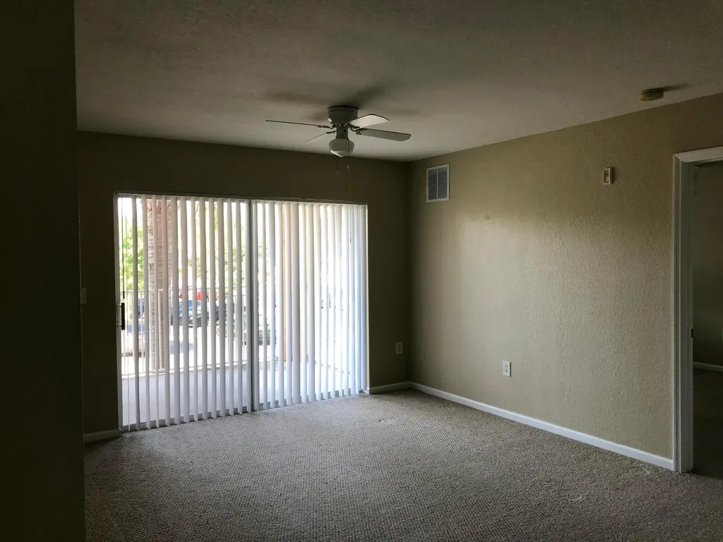 181 SW Palm Drive Port St Lucie FL 34986