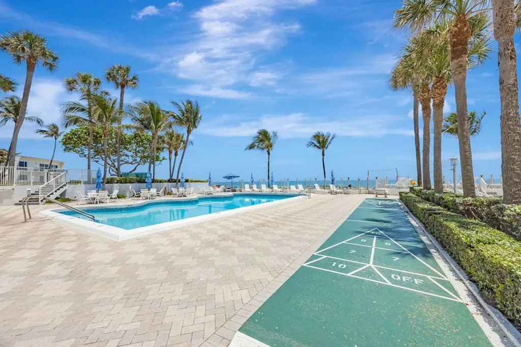 500 SE 21st Avenue Deerfield Beach FL 33441