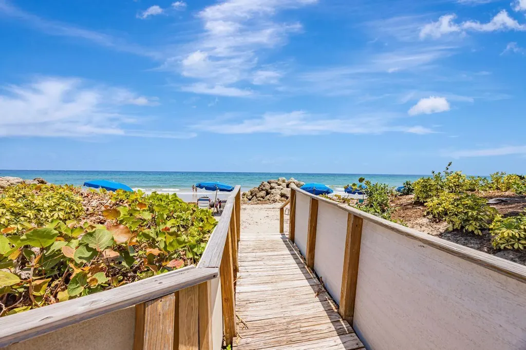 500 SE 21st Avenue Deerfield Beach FL 33441