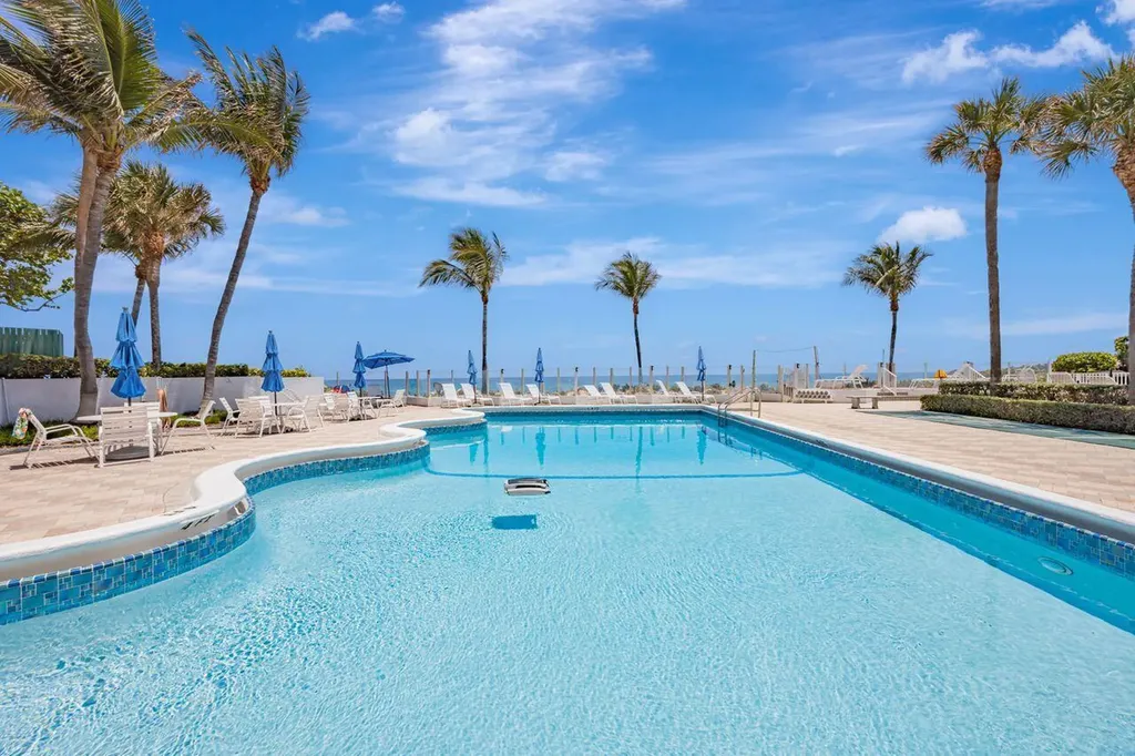 500 SE 21st Avenue Deerfield Beach FL 33441