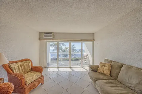 500 SE 21st Avenue Deerfield Beach FL 33441