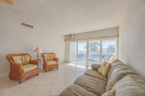500 SE 21st Avenue Deerfield Beach FL 33441