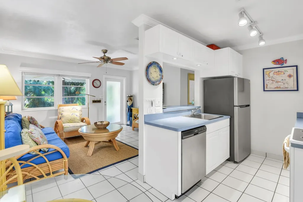 1225 Hillsboro Mile Hillsboro Beach FL 33062