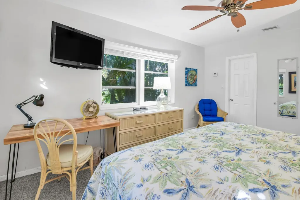 1225 Hillsboro Mile Hillsboro Beach FL 33062