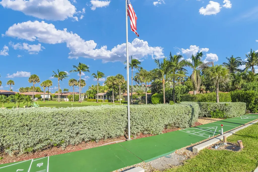 1225 Hillsboro Mile Hillsboro Beach FL 33062