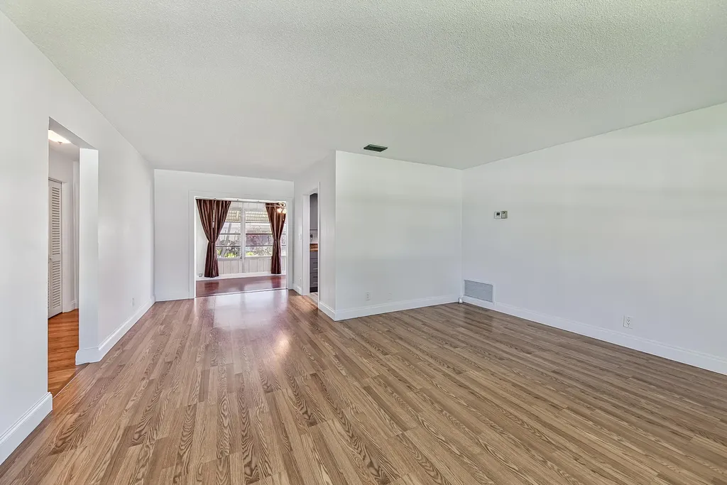 2521 N Cypress Road Pompano Beach FL 33064