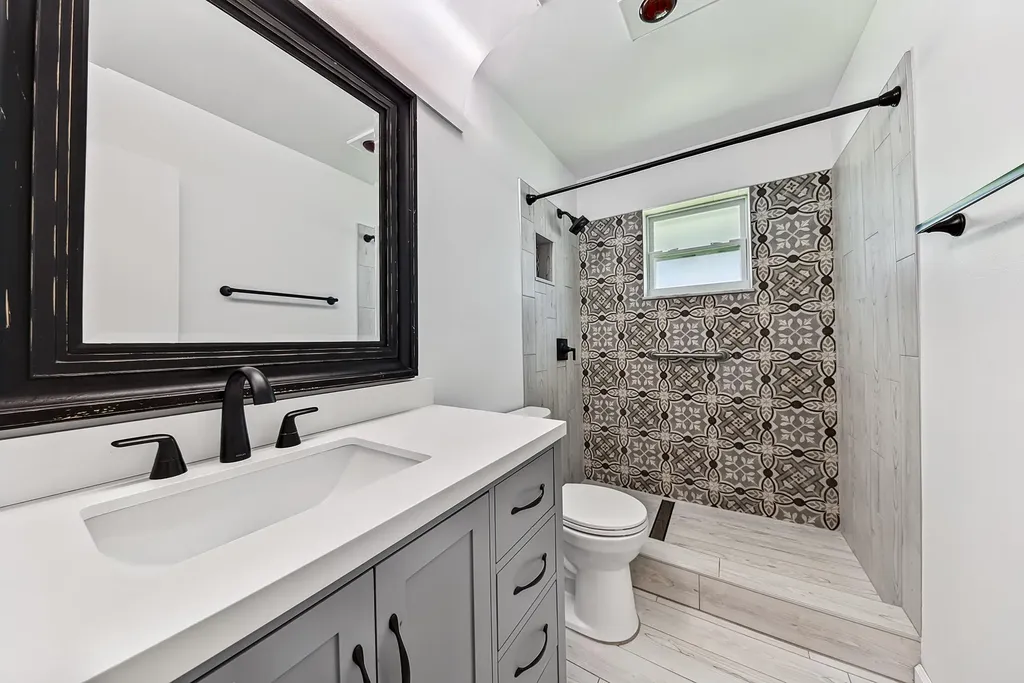 2521 N Cypress Road Pompano Beach FL 33064