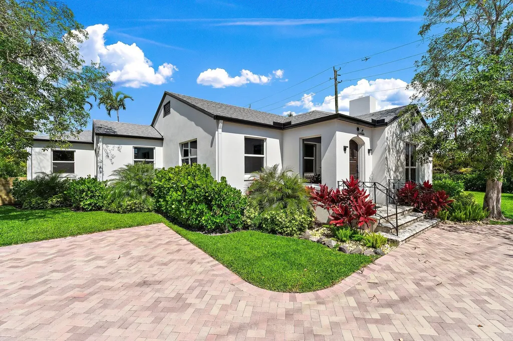 4015 Washington Road West Palm Beach FL 33405