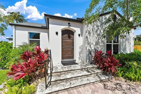 4015 Washington Road West Palm Beach FL 33405