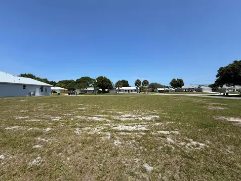 Tbd Seagrape Drive Fort Pierce FL 34982