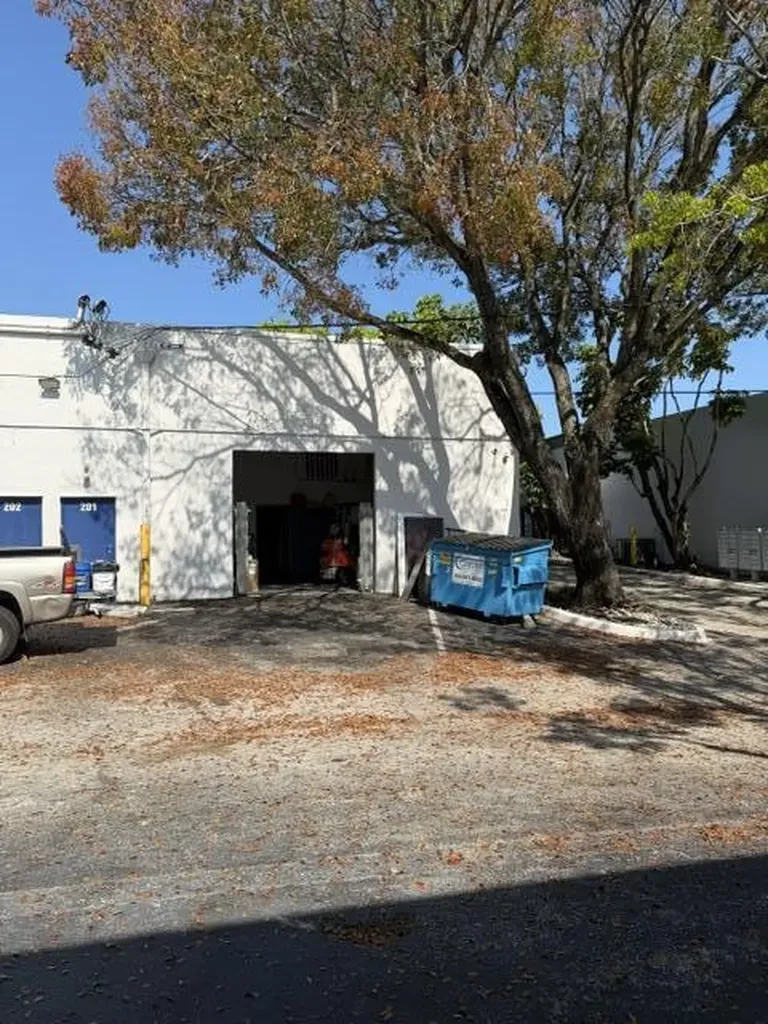 2560 N Powerline Road Pompano Beach FL 33060